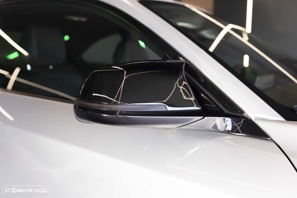 BMW 218 d Coupe Pack M - 12