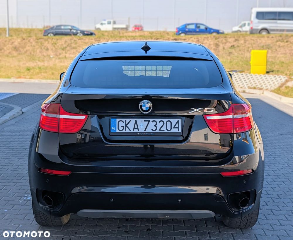 BMW X6 - 11