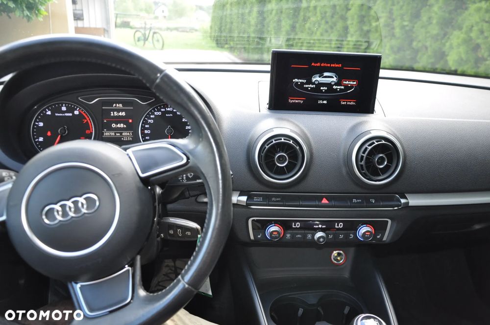 Audi A3 Sportback 1.4 TFSI Ambiente - 9
