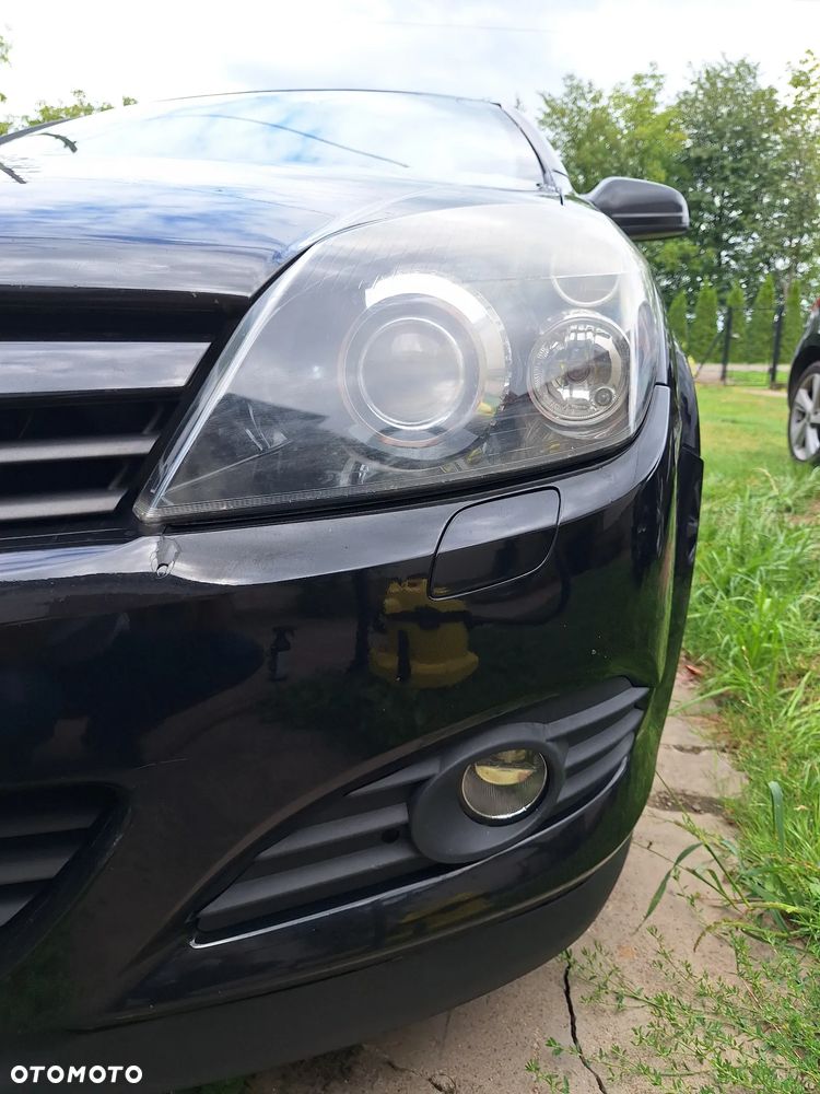 Opel Astra 1.9 CDTI Sport - 30