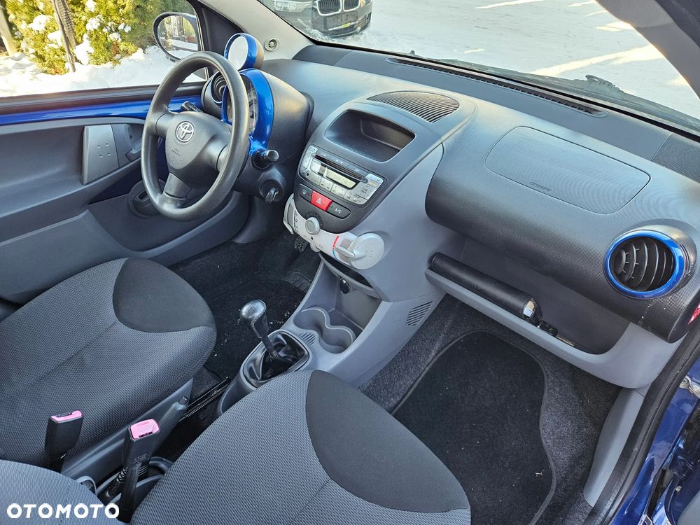 Toyota Aygo CoolBlue - 12
