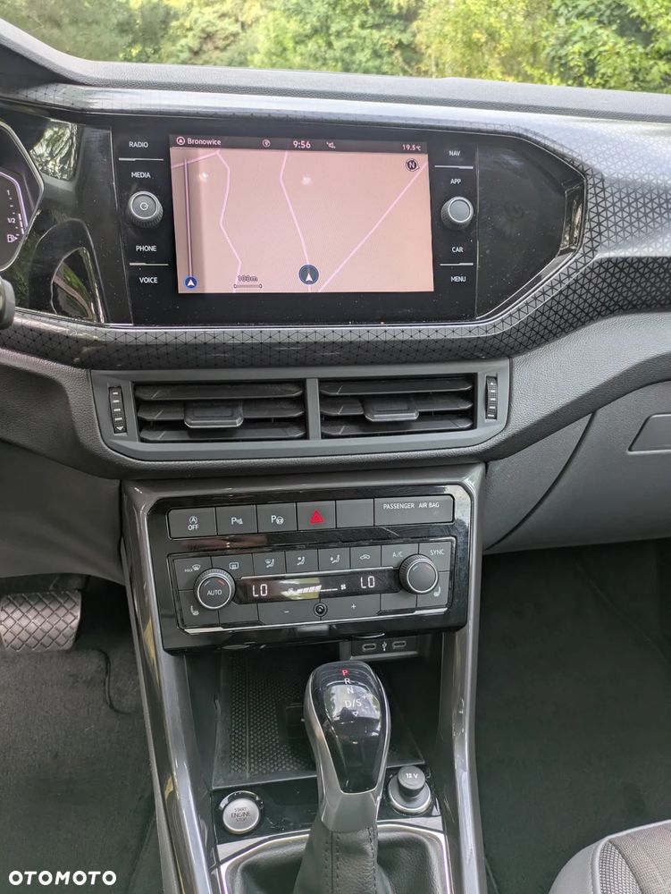 Volkswagen T-Cross - 18