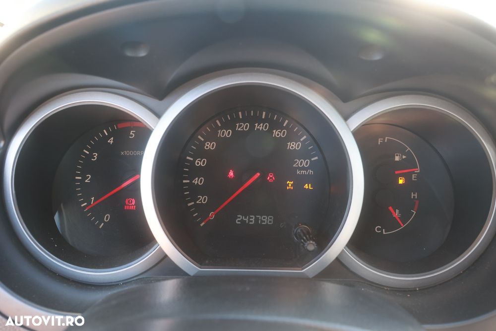 Suzuki Grand Vitara 1.9 DDiS Comfort DPF - 7