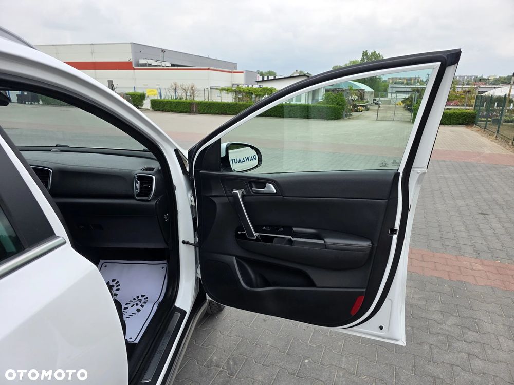 Kia Sportage 1.6 T-GDI 2WD VISION - 13