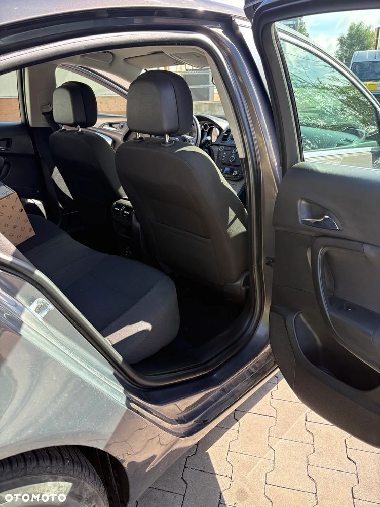 Opel Insignia 1.4 T Elegance S&S - 14
