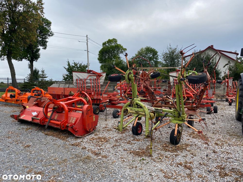 Claas ARION 410 - 15