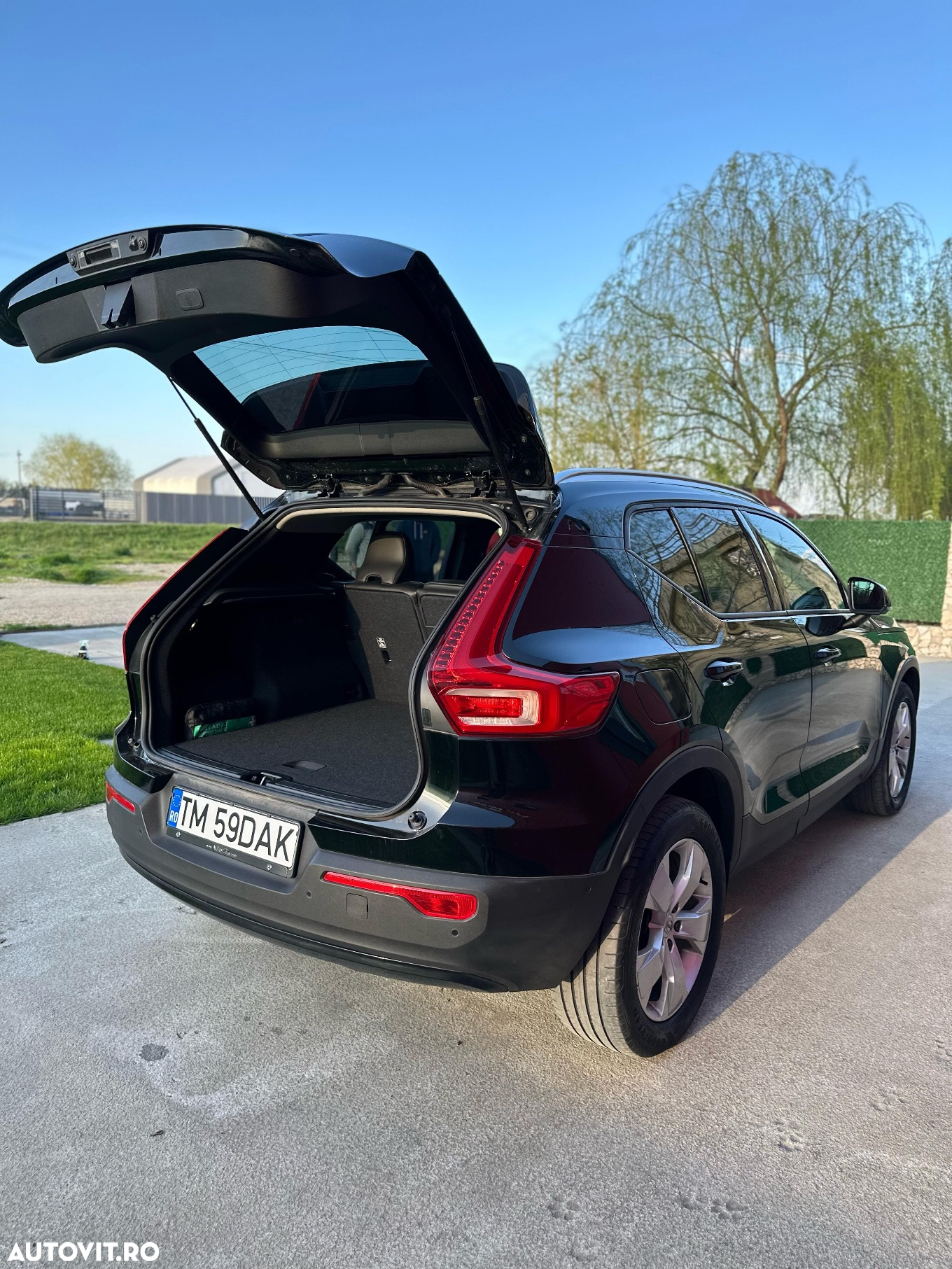 Volvo XC 40 D3 - 24