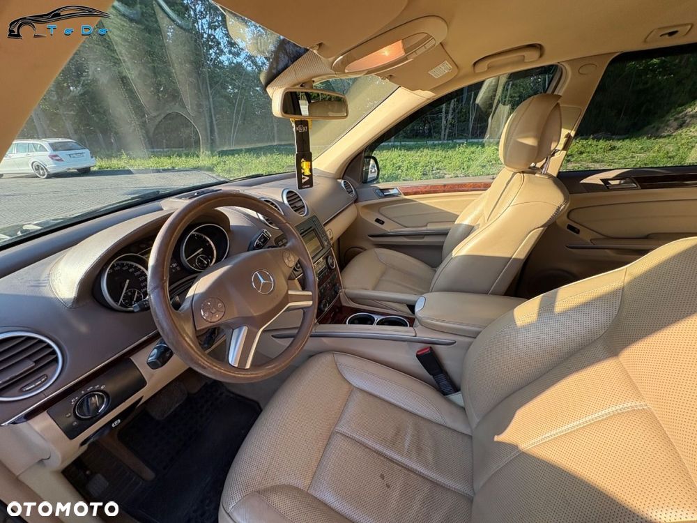 Mercedes-Benz GL 450 CDI DPF 4Matic 7G-TRONIC - 17