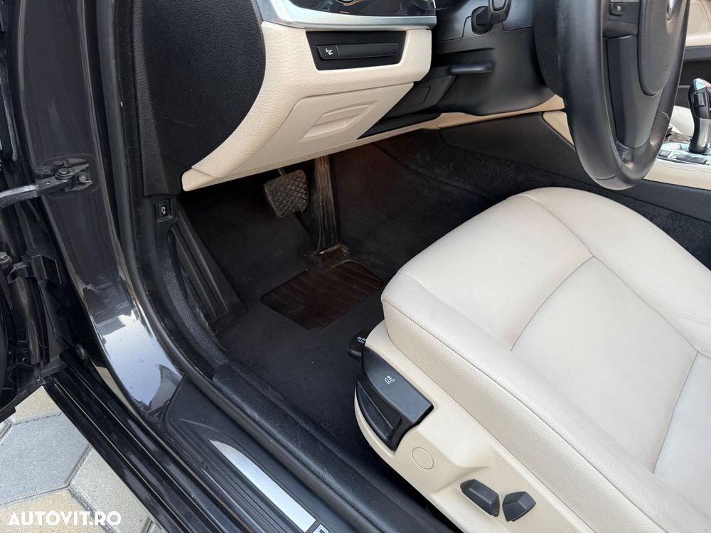 BMW Seria 5 525d xDrive Touring Aut. Luxury Line - 16