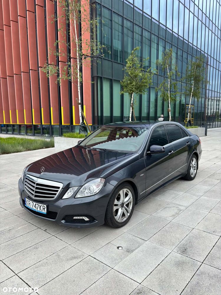 Mercedes-Benz Klasa E 250 CDI 4-Matic BlueEff Avantgarde - 2