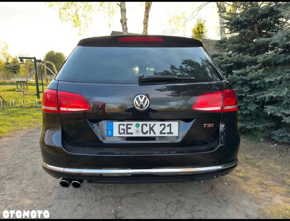 Volkswagen Passat - 17