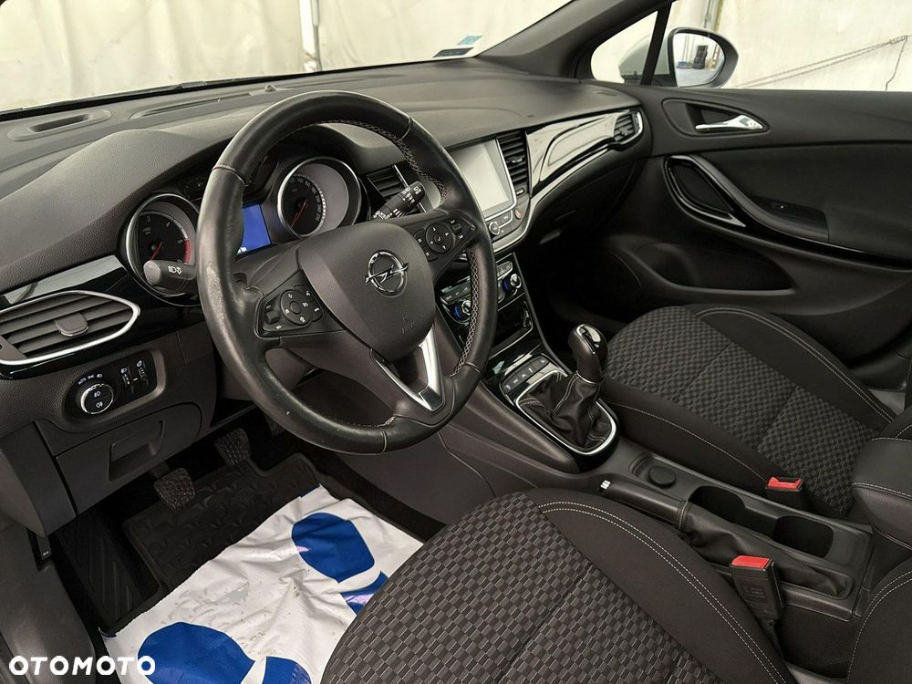 Opel Astra - 14