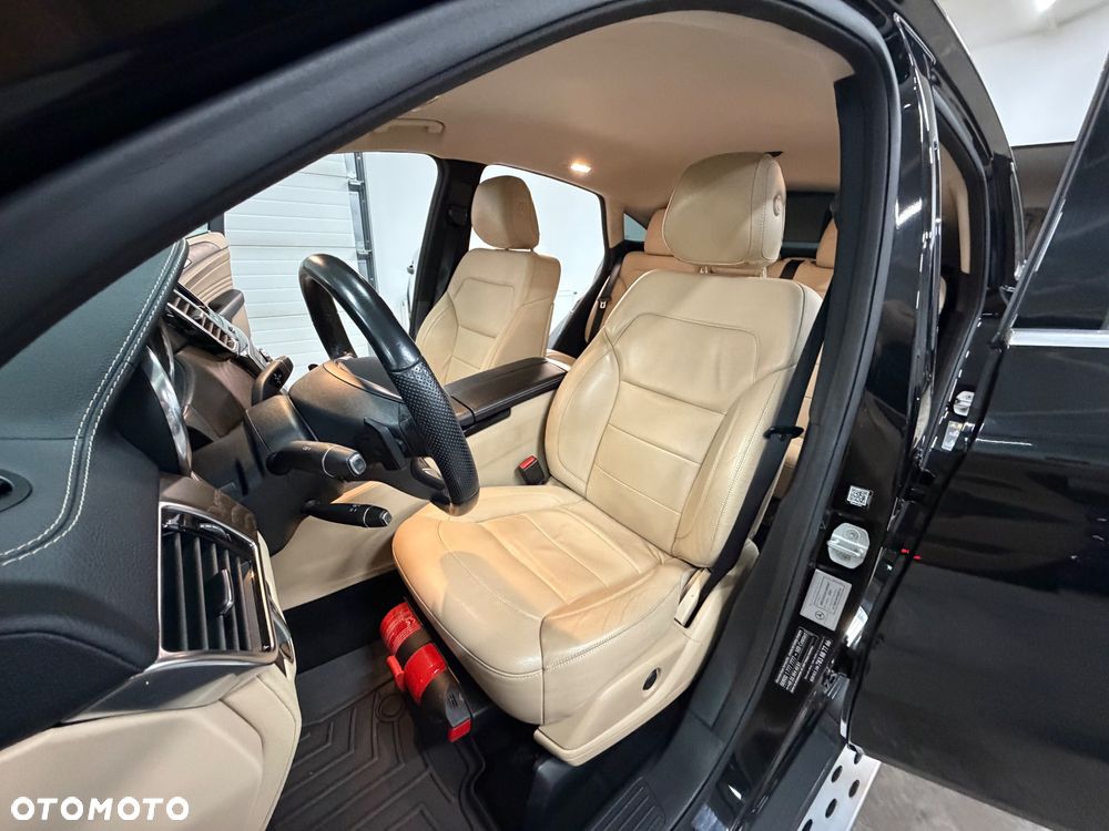 Mercedes-Benz GLE - 18