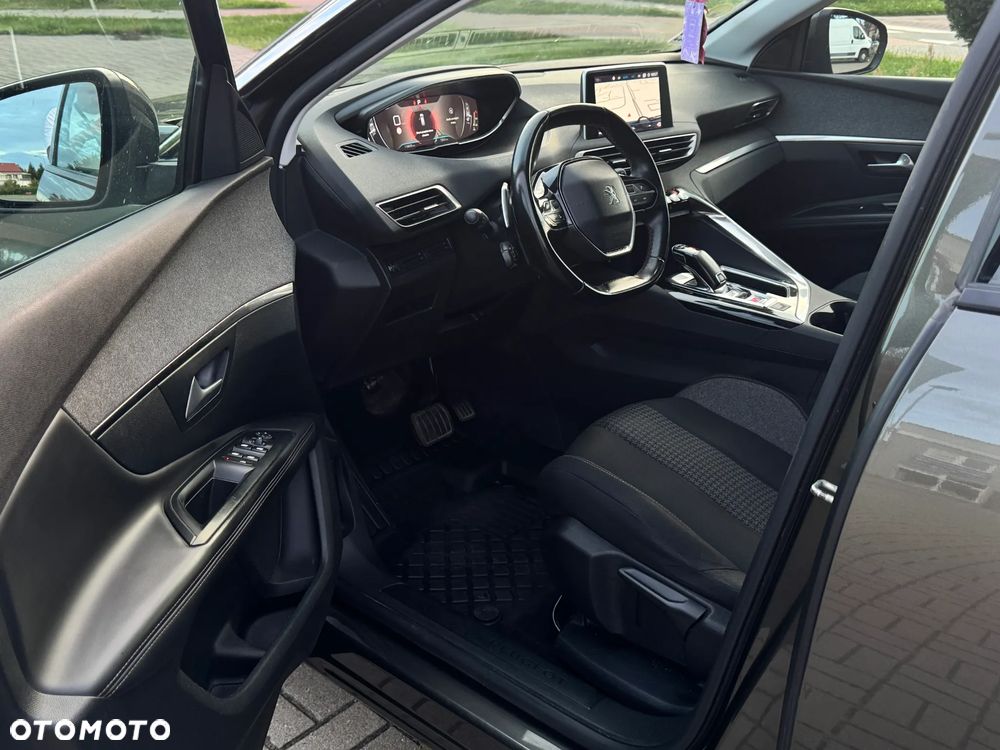 Peugeot 3008 1.6 BlueHDi Allure S&S EAT6 - 7