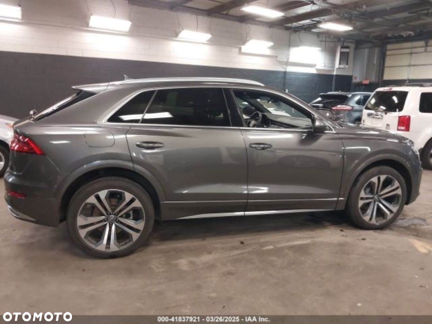 Audi Q8 - 7