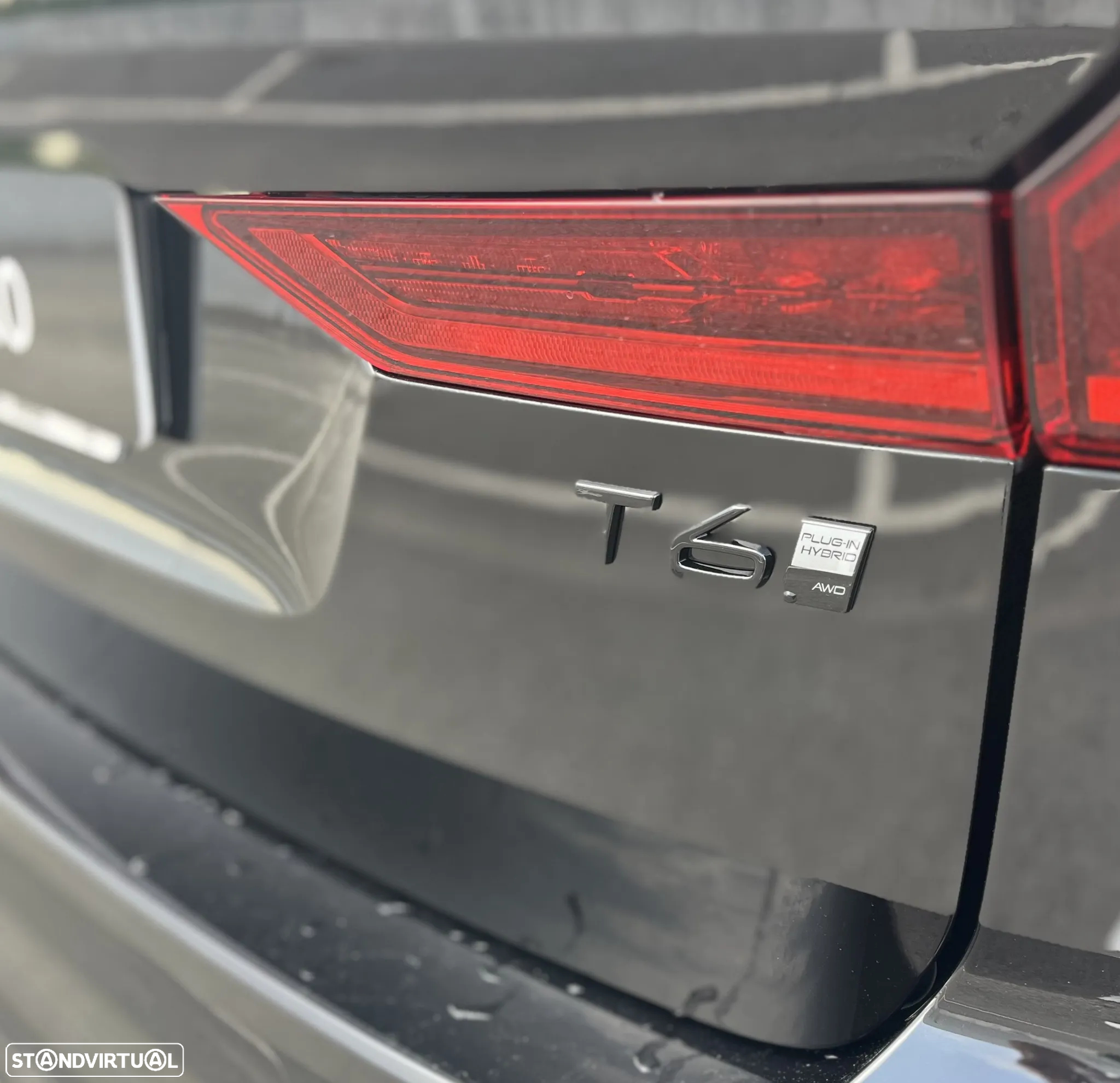 Volvo XC 60 2.0 T6 PHEV Plus Dark AWD - 12