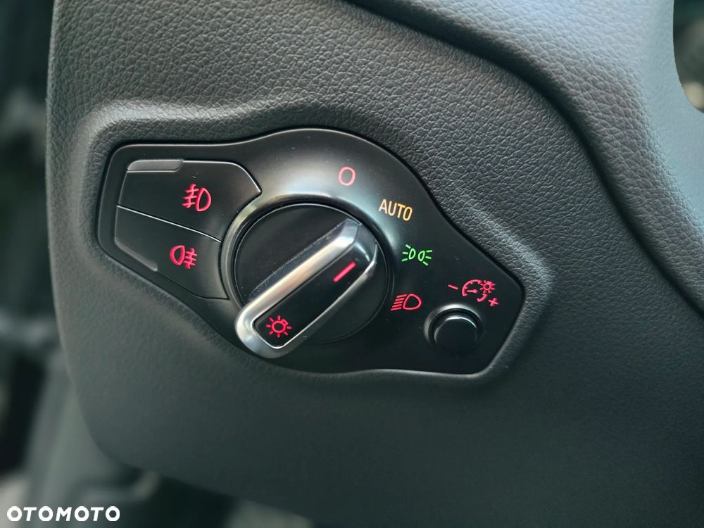Audi Q5 2.0 TDI quattro S tronic - 25