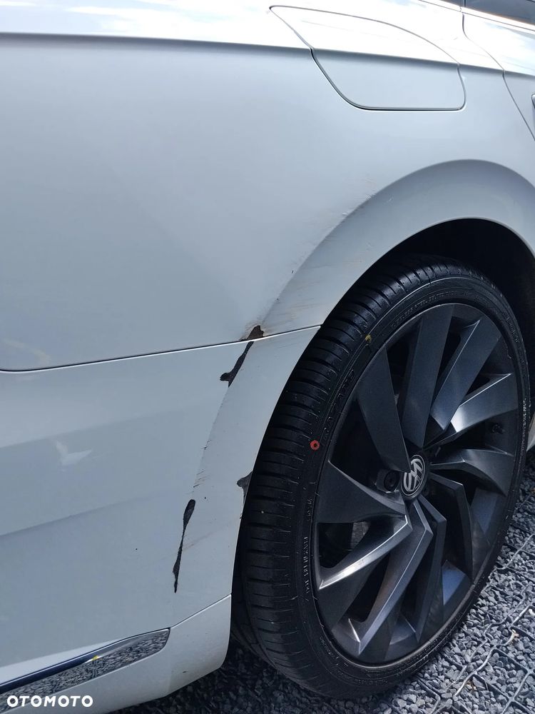 Volkswagen Arteon 2.0 TDI 4Motion SCR R-Line DSG - 19