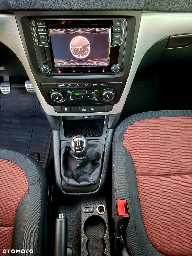 Skoda Yeti 2.0 TDI DPF 4x4 Edition - 10
