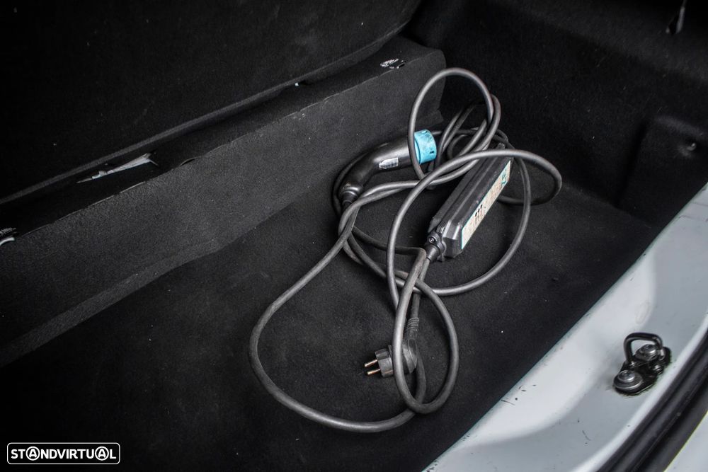 Renault Zoe (c/ Bateria) EV 50 110hp Equilibre - 29