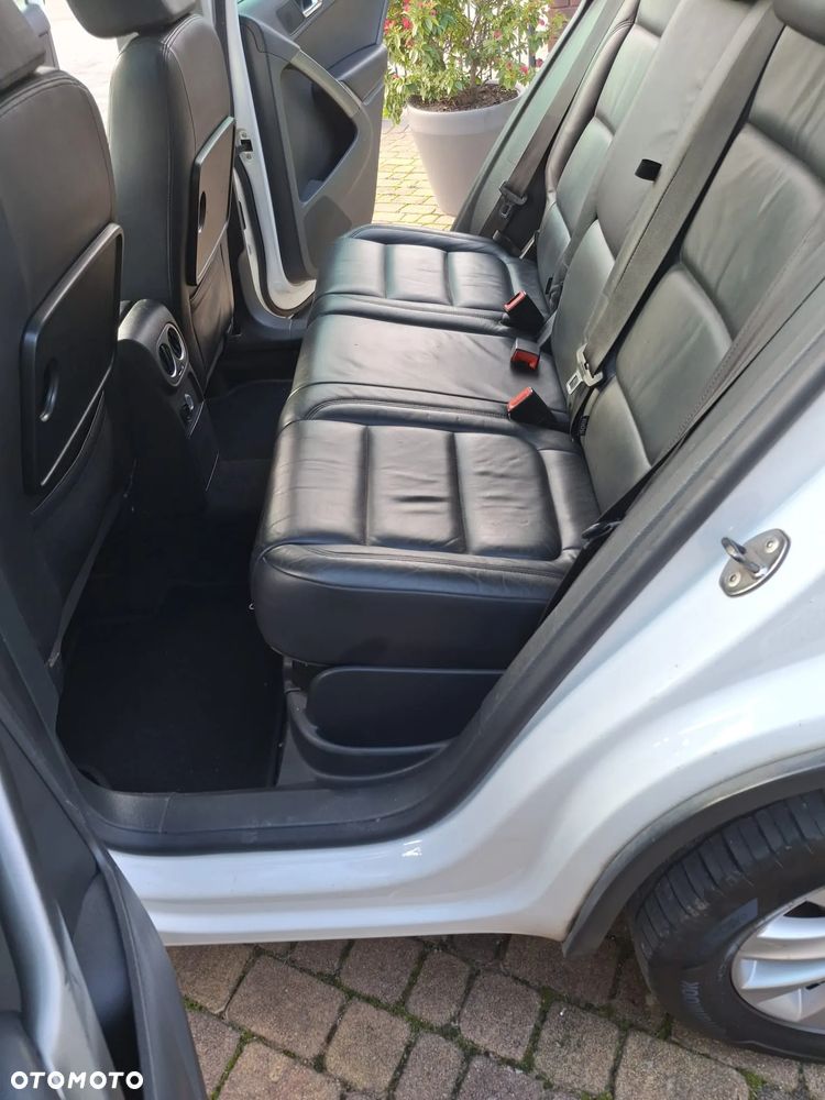 Volkswagen Tiguan - 16