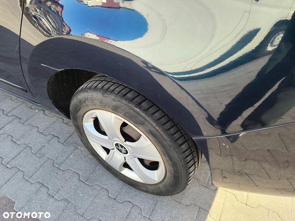 Peugeot 5008 1.6 HDi Premium - 16