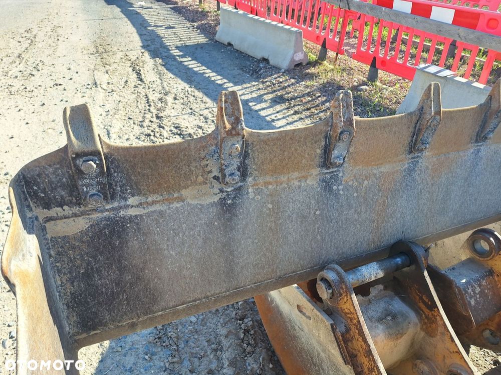 Caterpillar 428 C 4X4 - 32