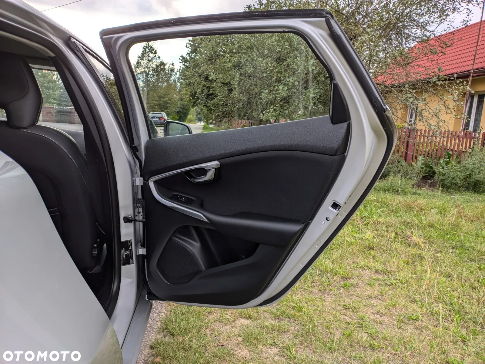 Volvo V40 D2 Momentum - 17