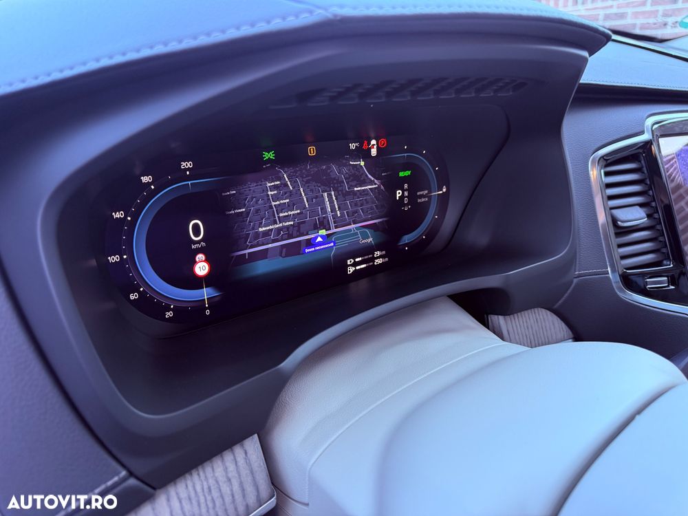 Volvo XC 90 T8 AWD Recharge Geartronic Inscription Edition - 32