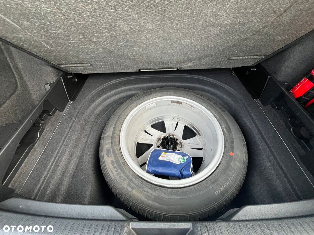 Volkswagen Golf - 19