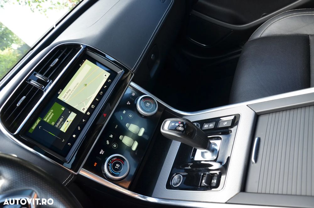 Jaguar XE D200 Aut. R-Dynamic HSE - 40