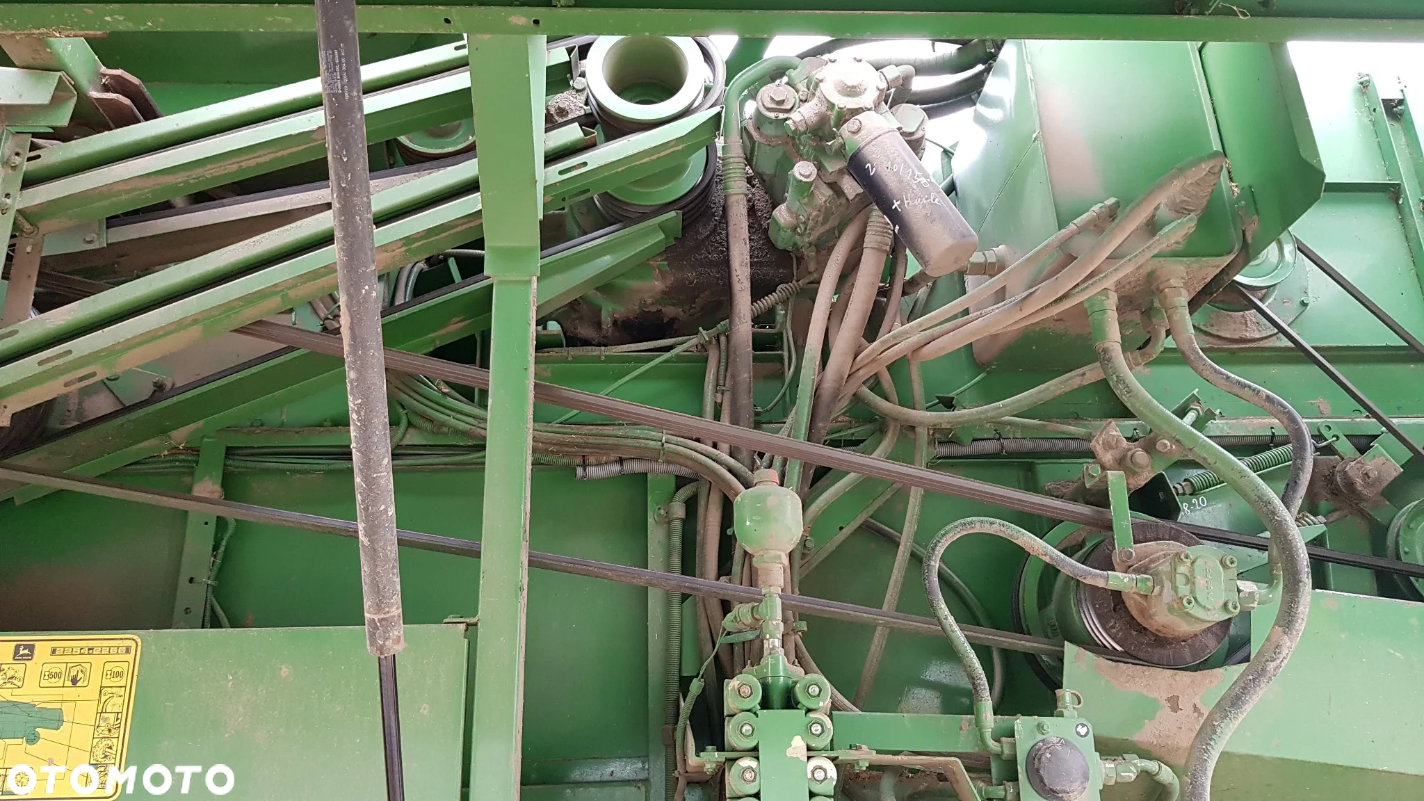 John Deere 2256 - 12