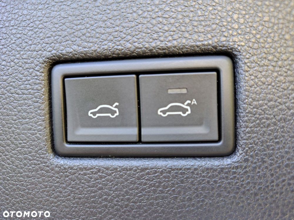 Volkswagen Tiguan - 23