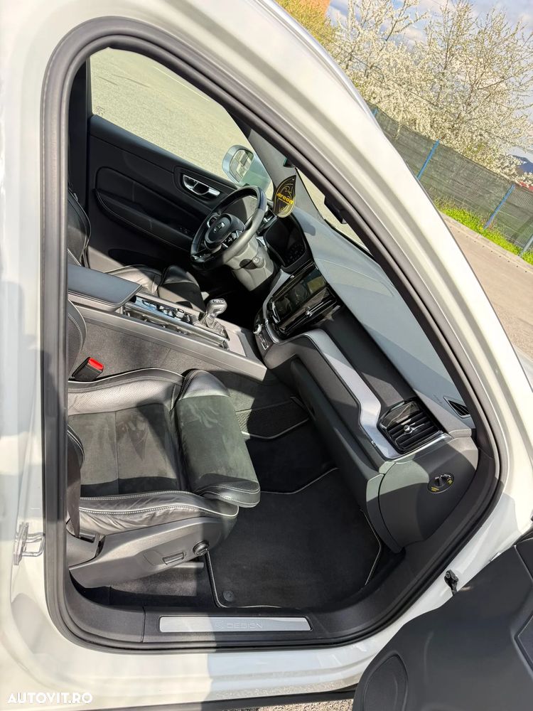 Volvo XC 60 D4 Inscription - 13