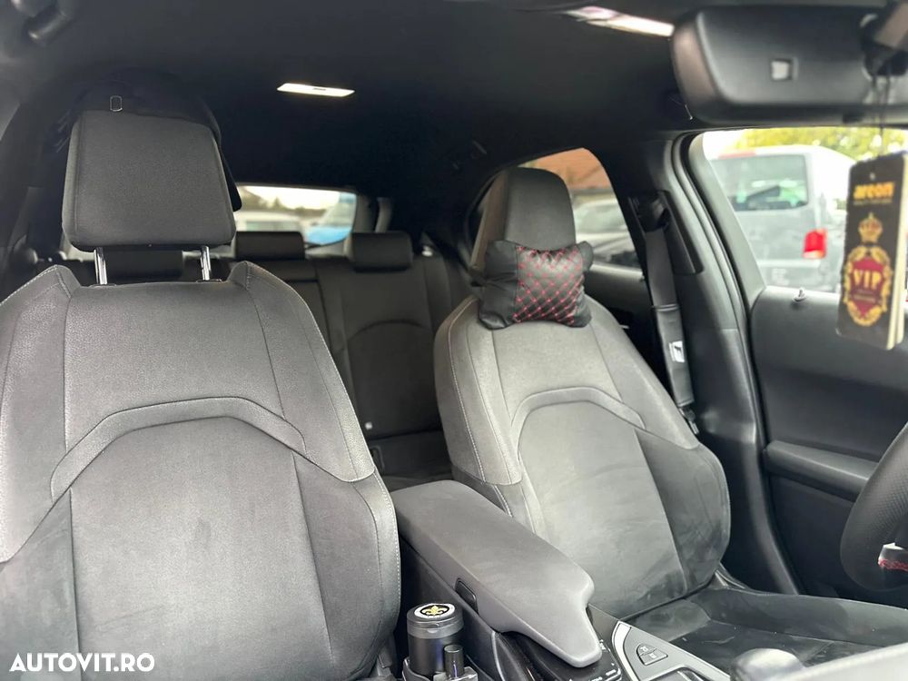 Lexus UX 200 FWD Executive - 13