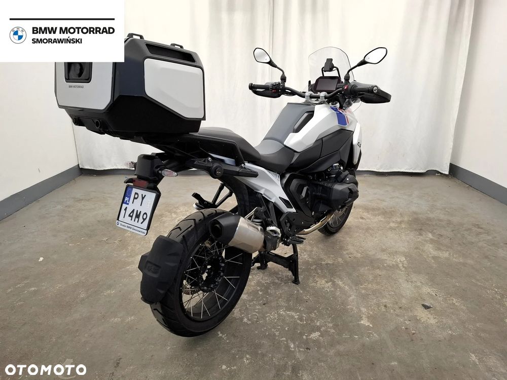 BMW R - 8