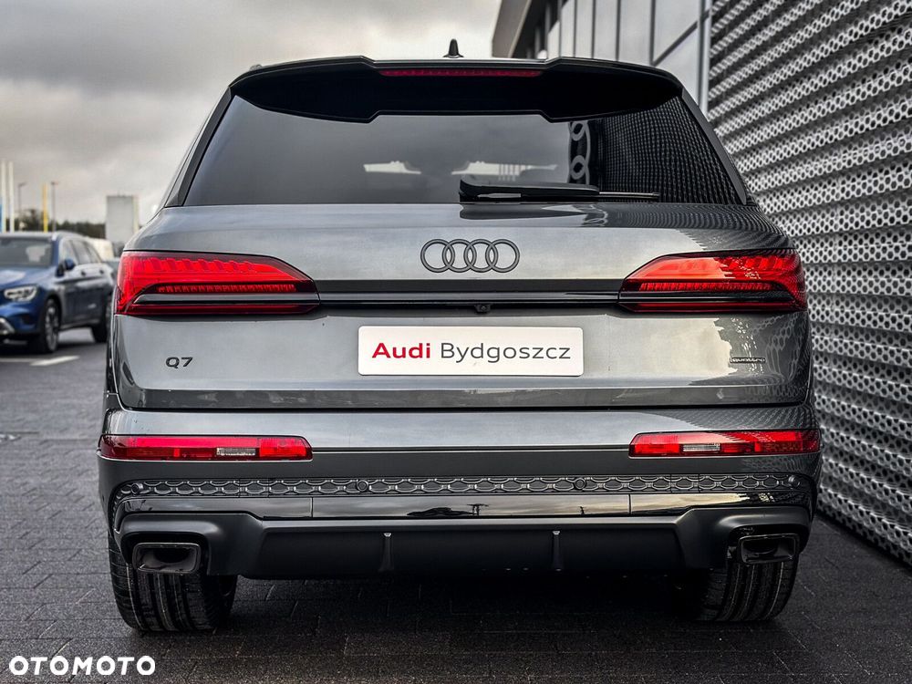 Audi Q7 - 6