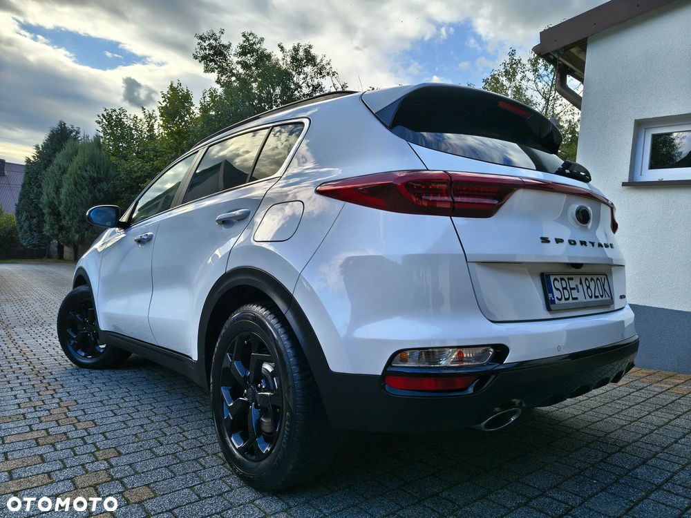 Kia Sportage 1.6 CRDI AWD Eco-Dynamics+ (48V M-H) DCT Black Edition - 3
