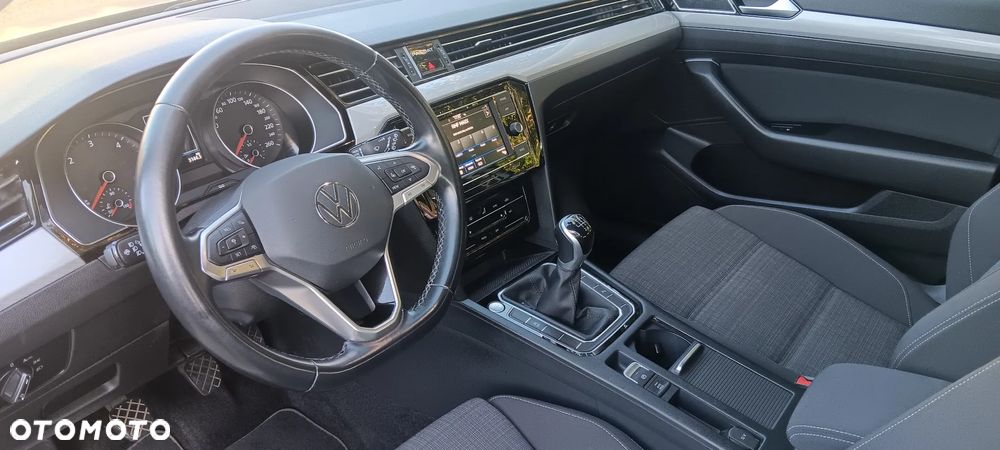 Volkswagen Passat 2.0 TDI EVO Business - 7