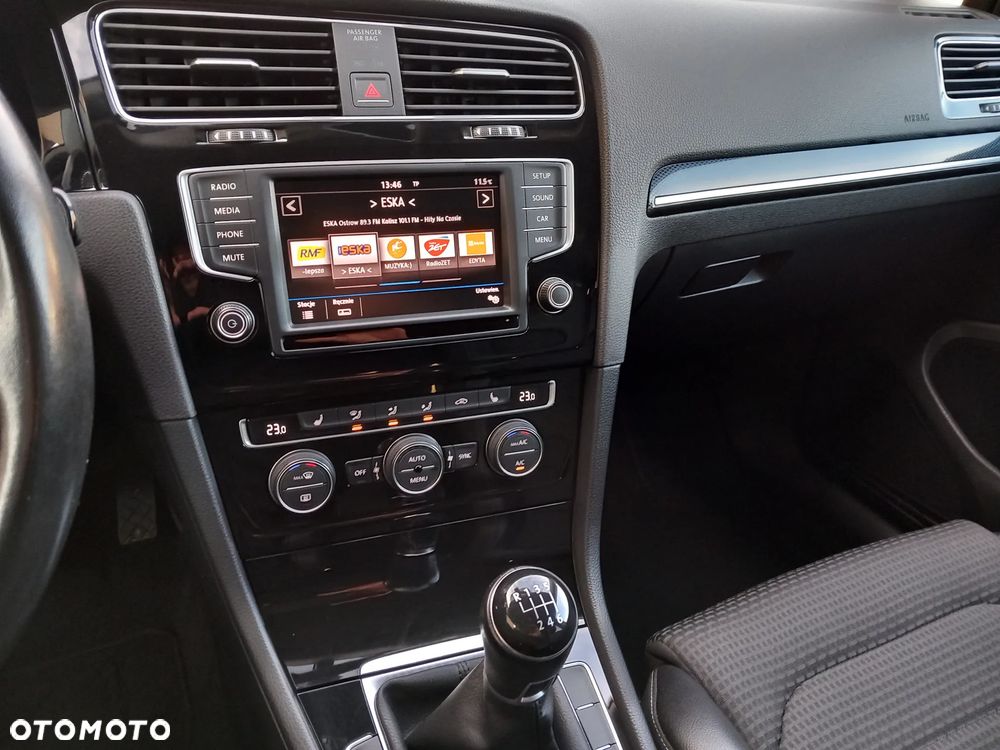 Volkswagen Golf 1.4 TSI BMT Highline - 13