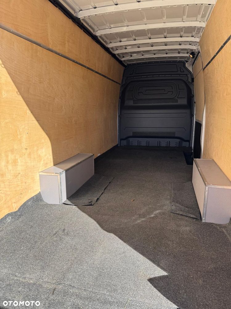 Mercedes-Benz Sprinter 317 - 8