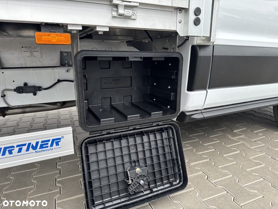 Ford Transit - 27