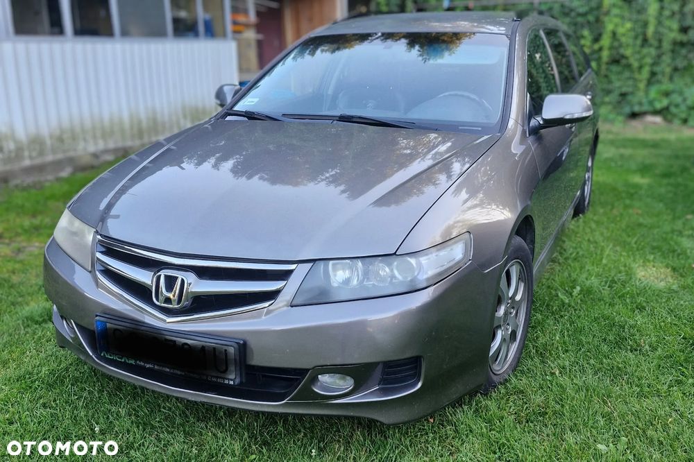 Honda Accord 2.0 Executive - 1