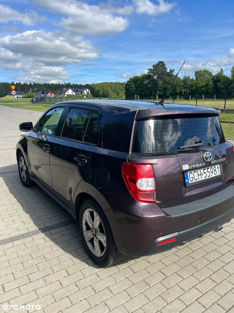 Toyota Urban Cruiser - 7