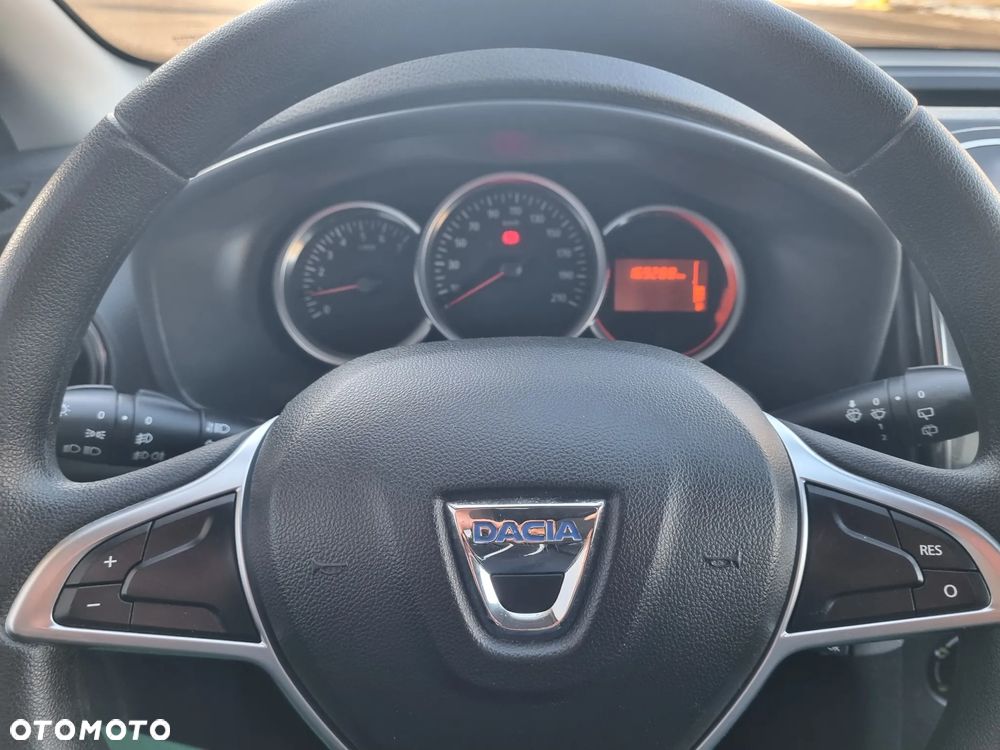 Dacia Logan SCe 75 Essential - 18