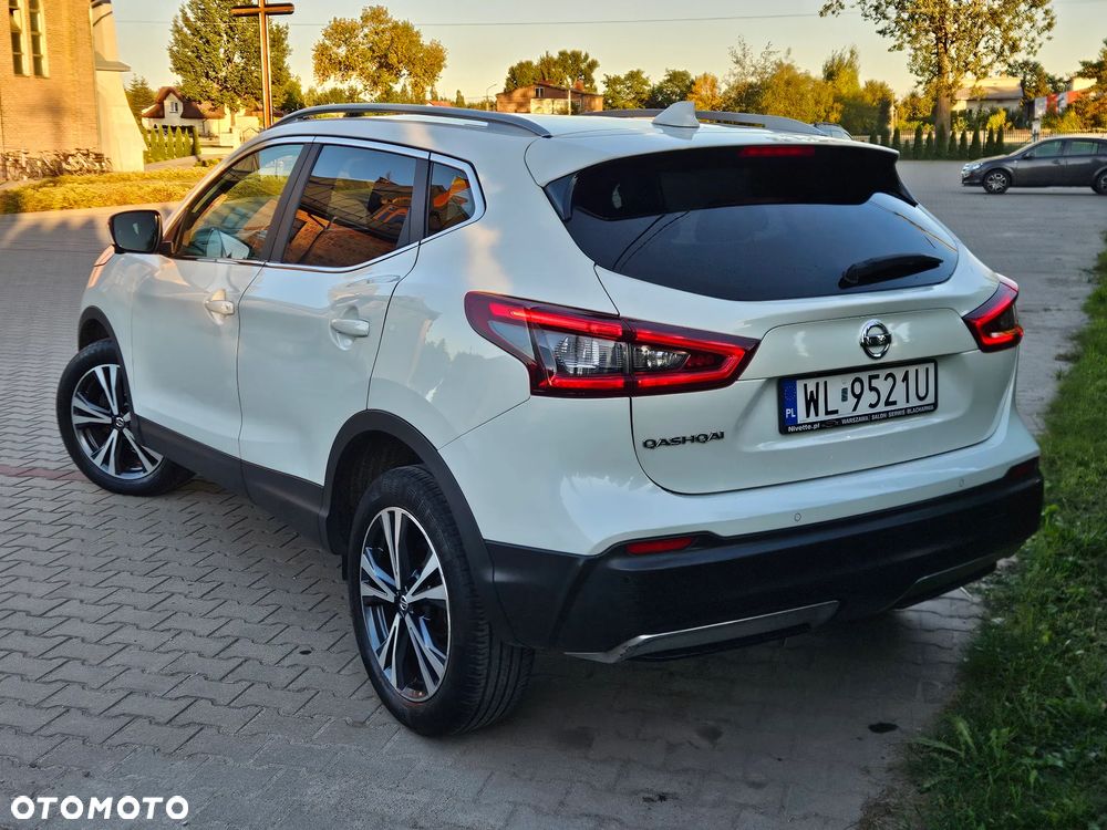 Nissan Qashqai 1.2 DIG-T N-Connecta Xtronic EU6 - 30