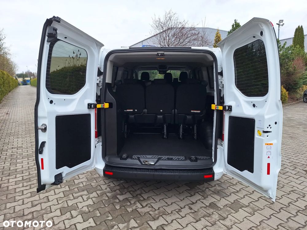 Ford Transit Custom - 16