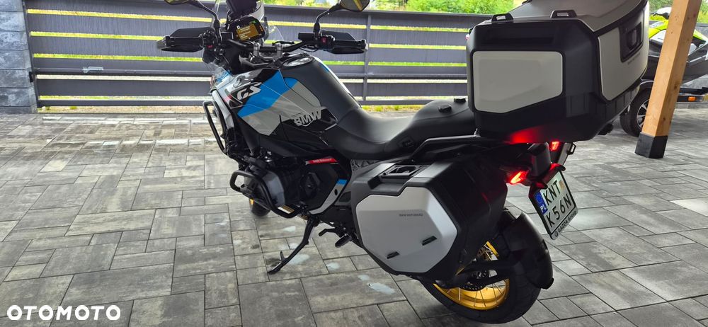 BMW R - 7