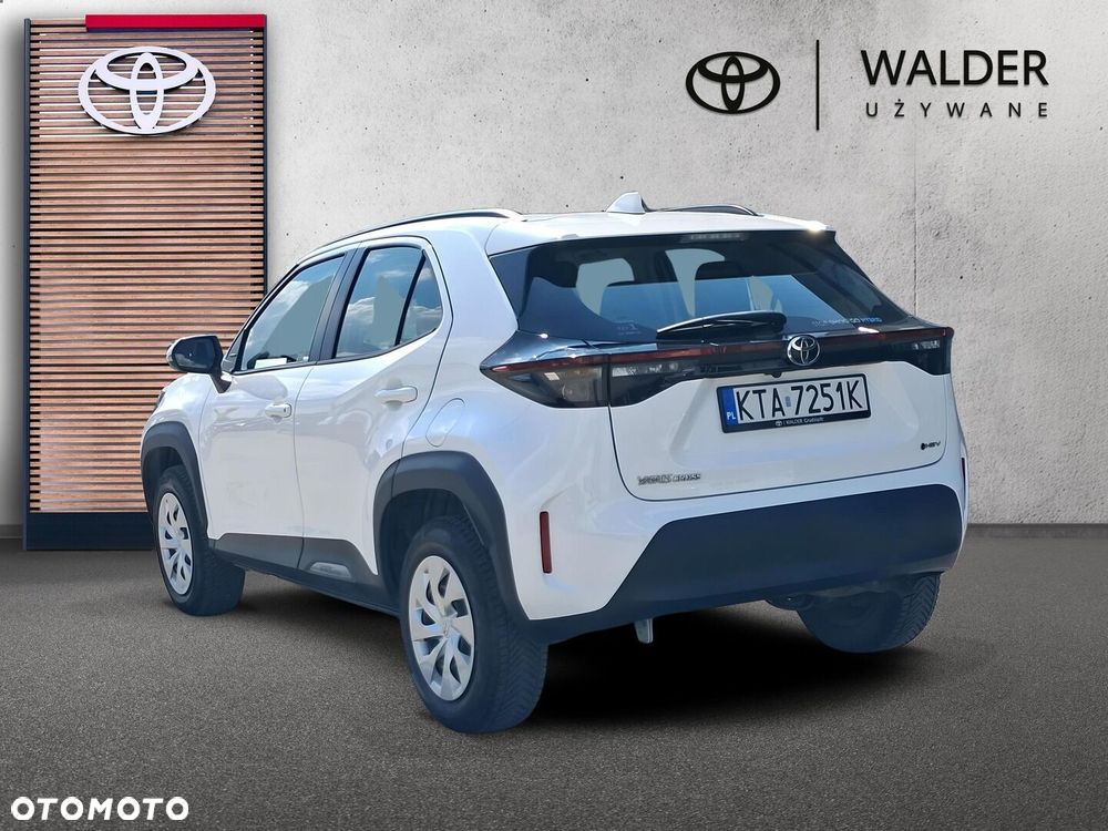 Toyota Yaris Cross Hybrid 1.5 Active - 4