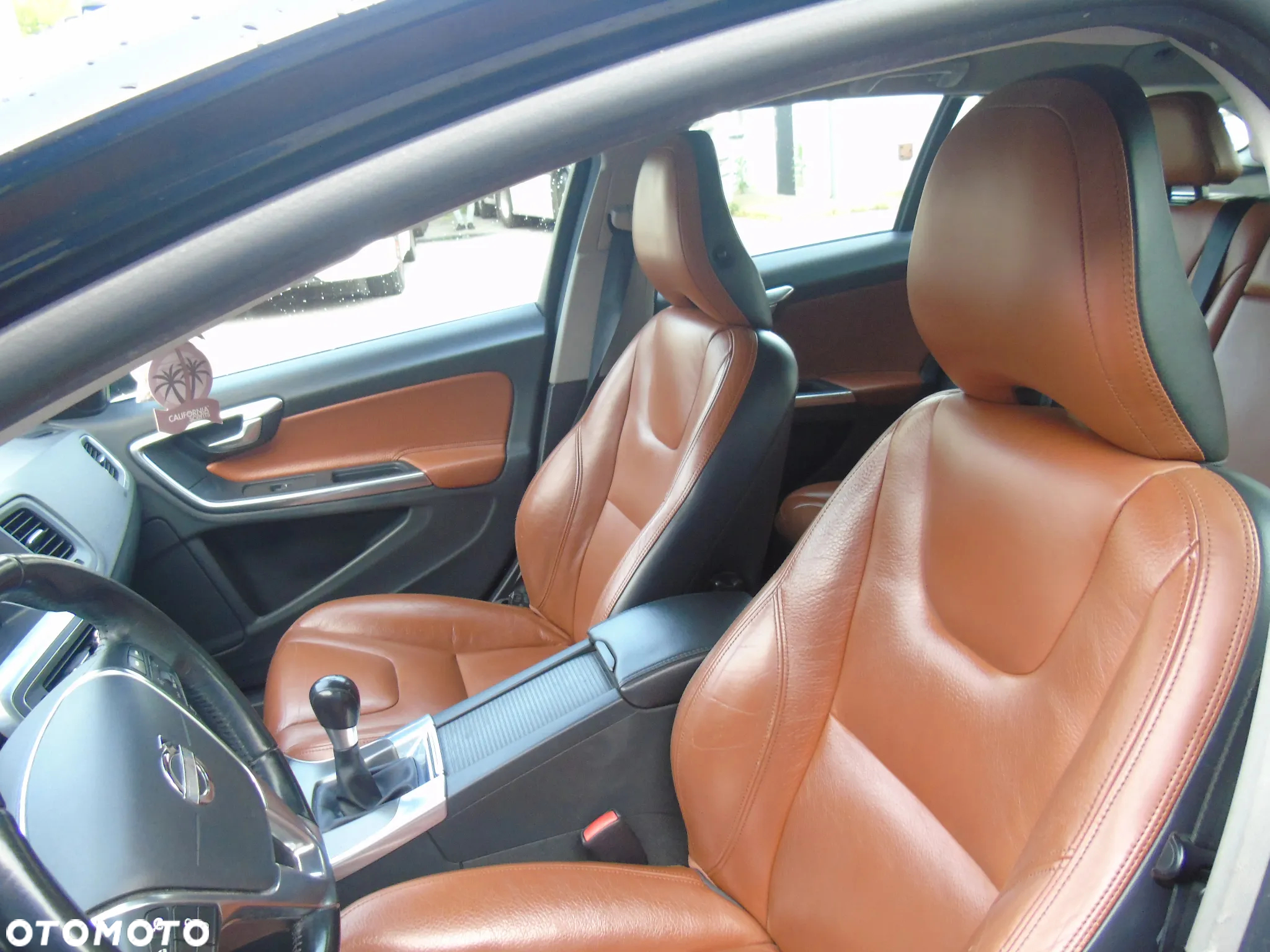 Volvo V60 D2 Summum - 18